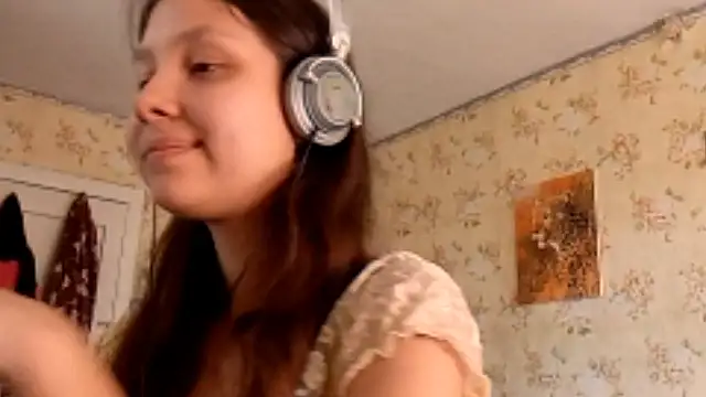 QutieDaSweet online show from 09/21/25, 07:10