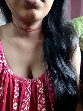 soni2005 online show from 02/27/26, 10:48