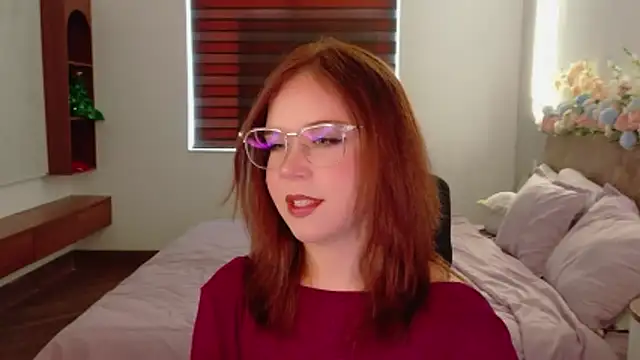 Snapshot of Lilith_Bonheur chatting on 05/28/26, 03:26 Lilith Bonheur online show from 05/28/26, 03:26