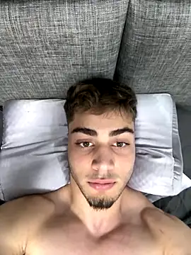 Snapshot of OrionHaze chatting on 09/22/25, 11:45 OrionHaze online show from 09/22/25, 11:45