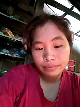 Snapshot of Luyen004 chatting on 04/04/26, 01:37 Luyen004 online show from 04/04/26, 01:37