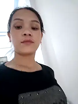 Na xx online show from 10/18/25, 01:01