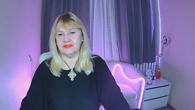 EmmaEllison online show from 11/14/25, 06:56