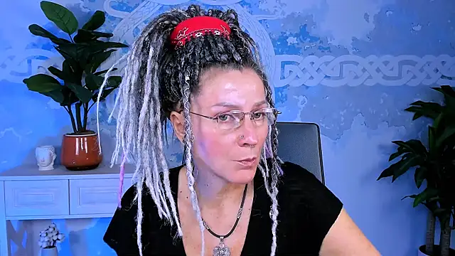 Snapshot of UmaSpace chatting on 10/06/25, 05:05 UmaSpace online show from 10/06/25, 05:05