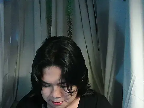 Huntrix2025 online show from 02/20/26, 07:58