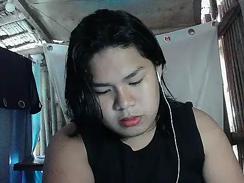 Huntrix2025 online show from 04/13/26, 06:30