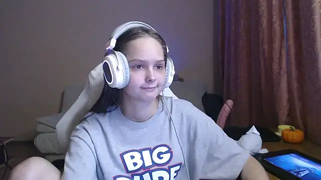 SharybbFace online show from 10/02/25, 03:08