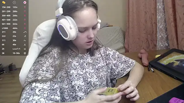 SharybbFace online show from 10/24/25, 03:08