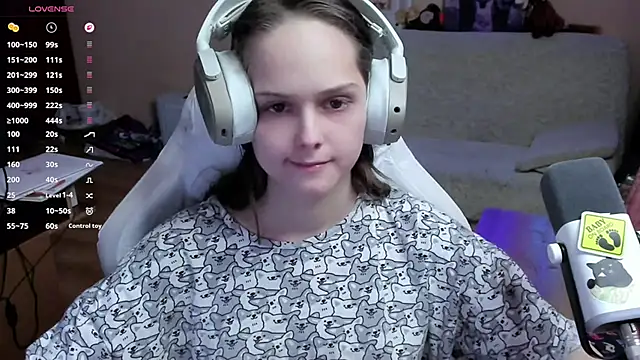 SharybbFace online show from 02/02/26, 03:11