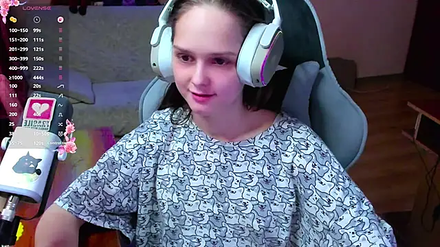 SharybbFace online show from 02/28/26, 03:13