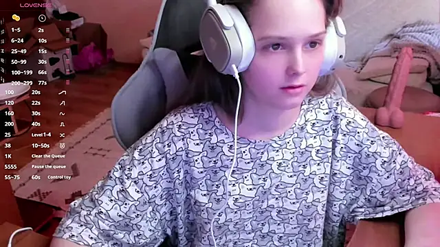 SharybbFace online show from 04/21/26, 03:17