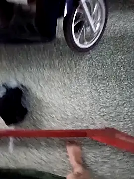 Snapshot of tailua05 chatting on 04/12/26, 04:39 tailua05 online show from 04/12/26, 04:39