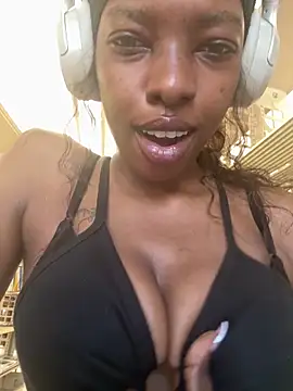 Oceanababe21 online show from 04/17/26, 02:53