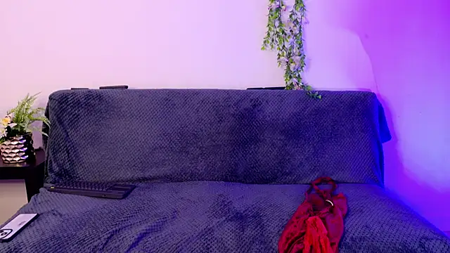 Snapshot of Sabriinaa_Foxx chatting on 05/29/26, 04:05 Sabriinaa Foxx online show from 05/29/26, 04:05