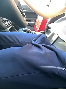 Snapshot of CZpublic chatting on 10/03/25, 08:44 CZpublic online show from 10/03/25, 08:44