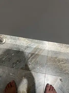 Snapshot of CZpublic chatting on 10/16/25, 04:08 CZpublic online show from 10/16/25, 04:08