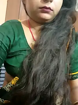 Snapshot of monarani5986 chatting on 05/30/26, 05:21 monarani5986 online show from 05/30/26, 05:21