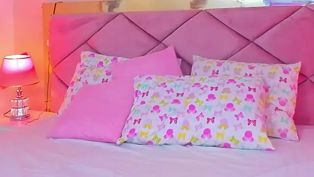 ChloeLaurentt online show from 03/13/26, 08:37