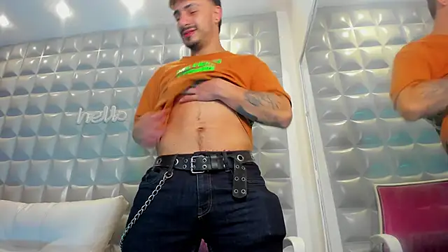 Jack Daniel   online show from 10/02/25, 05:53