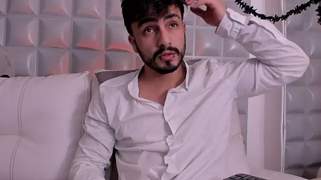 Jack Daniel   online show from 10/23/25, 03:33