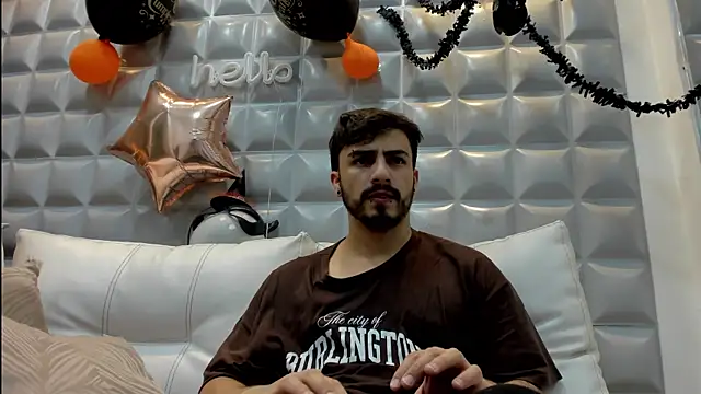 Jack Daniel   online show from 10/31/25, 05:47