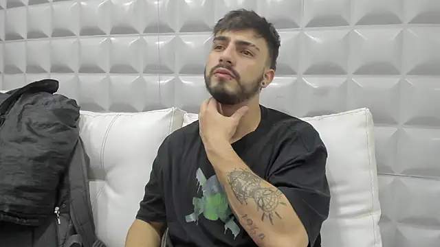 Jack Daniel   online show from 11/18/25, 04:11