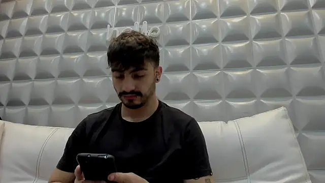 Jack Daniel   online show from 11/26/25, 03:46