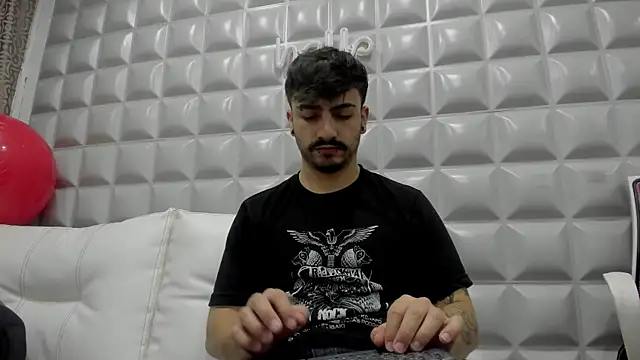 Jack Daniel   online show from 12/05/25, 03:20