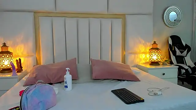 LaylaaDoll online show from 04/22/26, 07:04