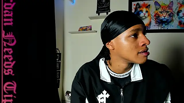 Snapshot of jordan_mm420 chatting on 01/05/26, 06:33 jordan mm420 online show from 01/05/26, 06:33