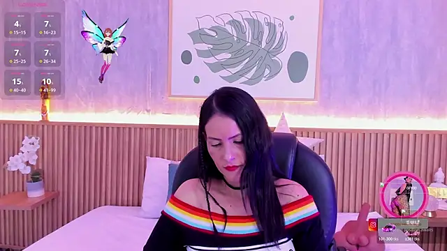 Coco-balenciaga online show from 11/10/25, 11:53