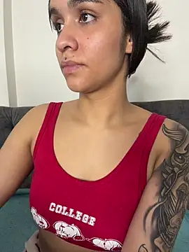 Isabella-Teen online show from 01/06/26, 02:15