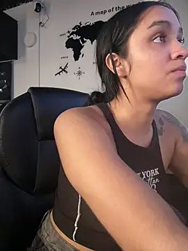 Isabella-Teen online show from 05/19/26, 01:06