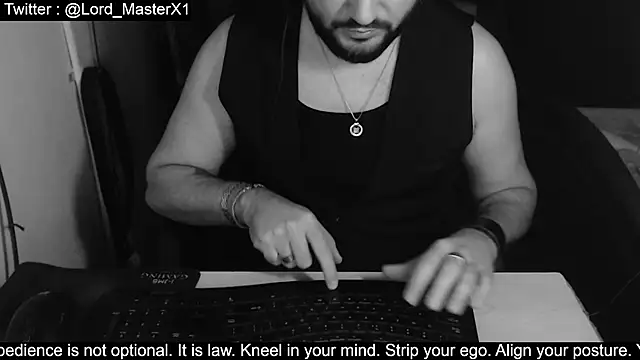 Snapshot of Lord_MasterX chatting on 10/08/25, 03:04 Lord MasterX online show from 10/08/25, 03:04
