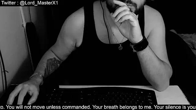 Snapshot of Lord_MasterX chatting on 10/16/25, 02:34 Lord MasterX online show from 10/16/25, 02:34