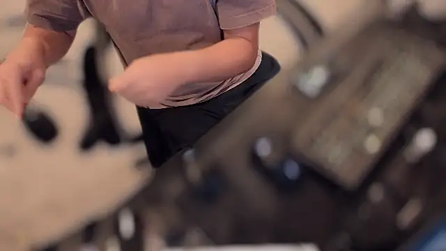 Snapshot of Azibuns chatting on 09/14/25, 09:58 Azibuns online show from 09/14/25, 09:58