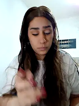 Snapshot of Nahiarabiel chatting on 09/27/25, 12:10 Nahiarabiel online show from 09/27/25, 12:10