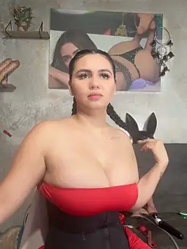 innocenttemplegirl online show from 10/11/25, 12:54