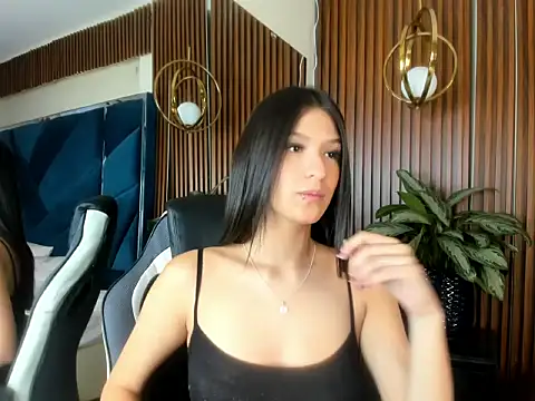 AggathaSanders  online show from 09/19/25, 12:28