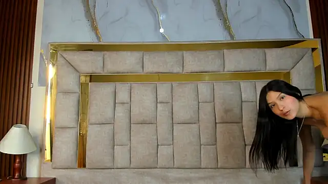 AggathaSanders  online show from 10/24/25, 12:34