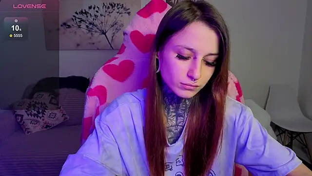 LilithPoison online show from 10/01/25, 06:03