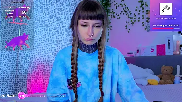 LilithPoison online show from 06/05/26, 06:02