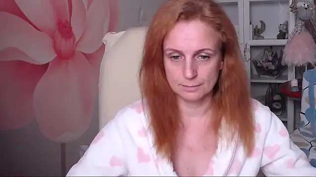 Snapshot of Venus_love1 chatting on 05/15/26, 05:42 Venus love1 online show from 05/15/26, 05:42