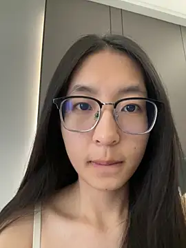 xiaobaimao6 online show from 12/22/25, 06:43