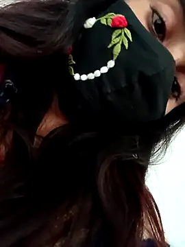 Aaisha-16 online show from 12/19/25, 03:46