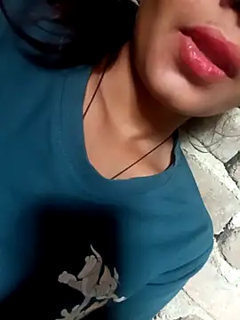 Aaisha-16 online show from 04/12/26, 04:06