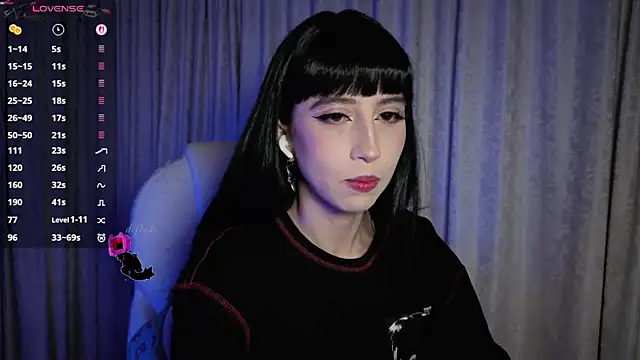 Snapshot of stephymoon_ chatting on 11/10/25, 04:55 stephymoon online show from 11/10/25, 04:55