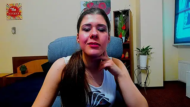 Joannia online show from 10/24/25, 07:16