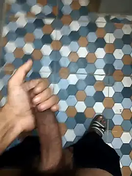 bold guy 1234 online show from 04/12/26, 11:21