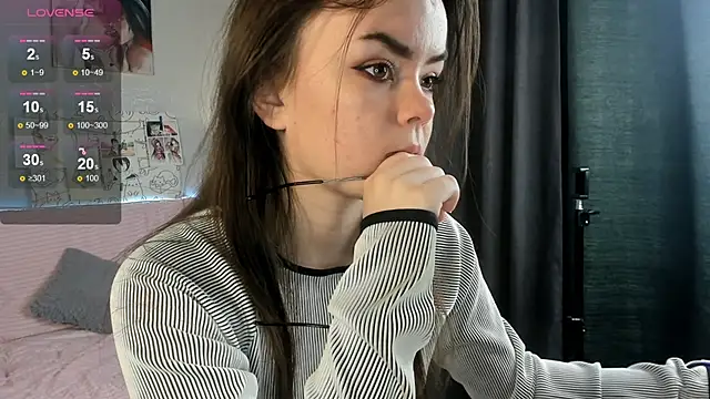 Gentle Ariel online show from 12/01/25, 01:32